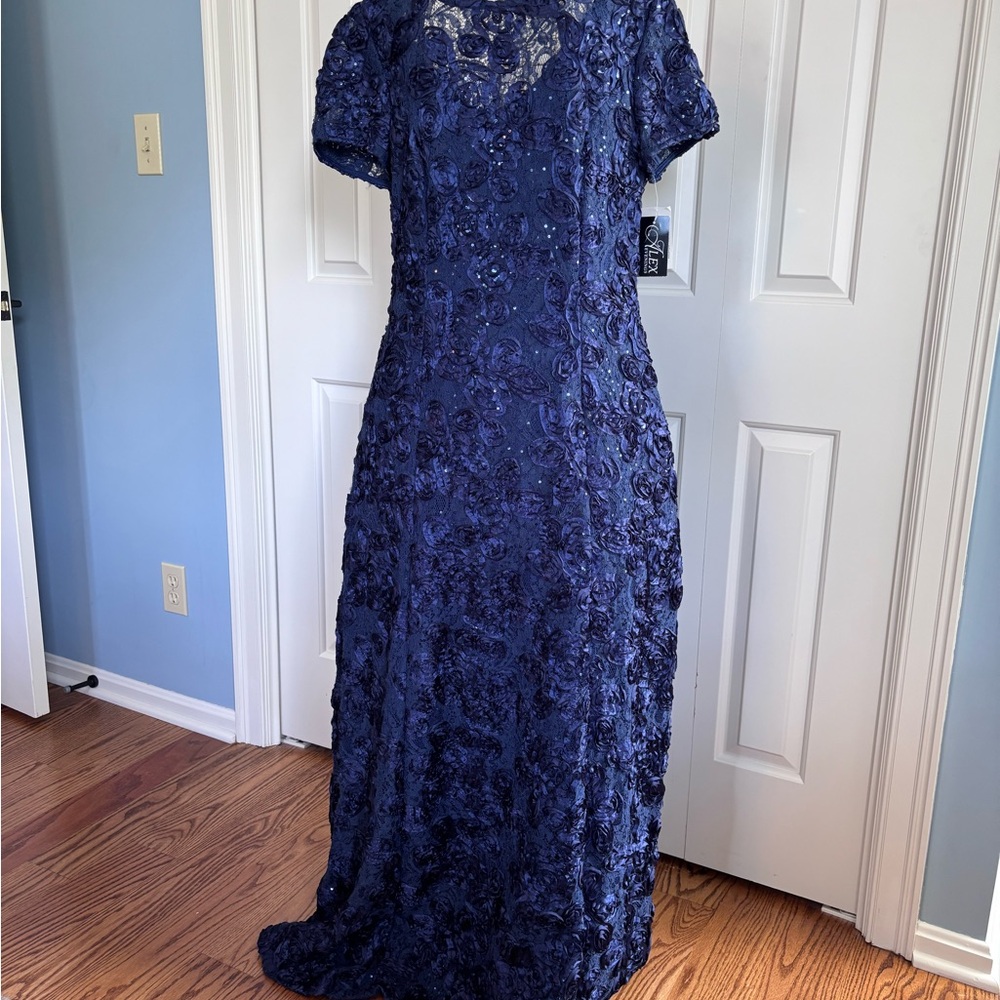 Alex Evenings Navy Beaded Lace Short Sleeve Gown